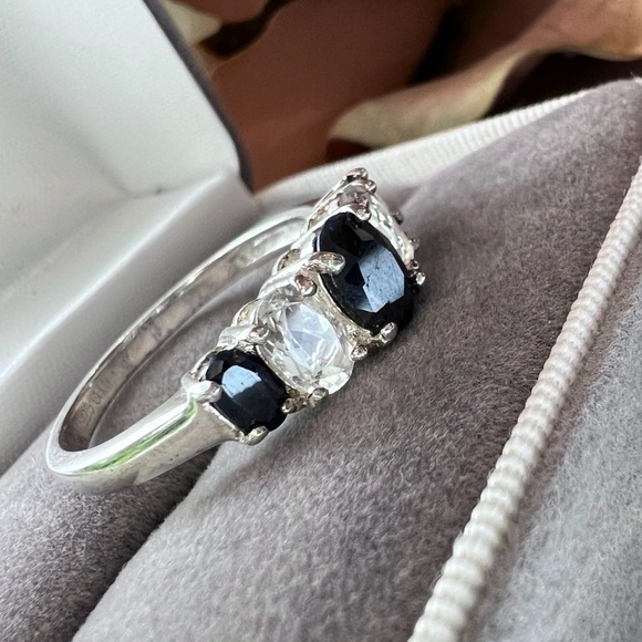 Vintage Genuine Sapphire Ring Solid 925 Sterling Silver Oval Cut Blue & White - Picture 5 of 17